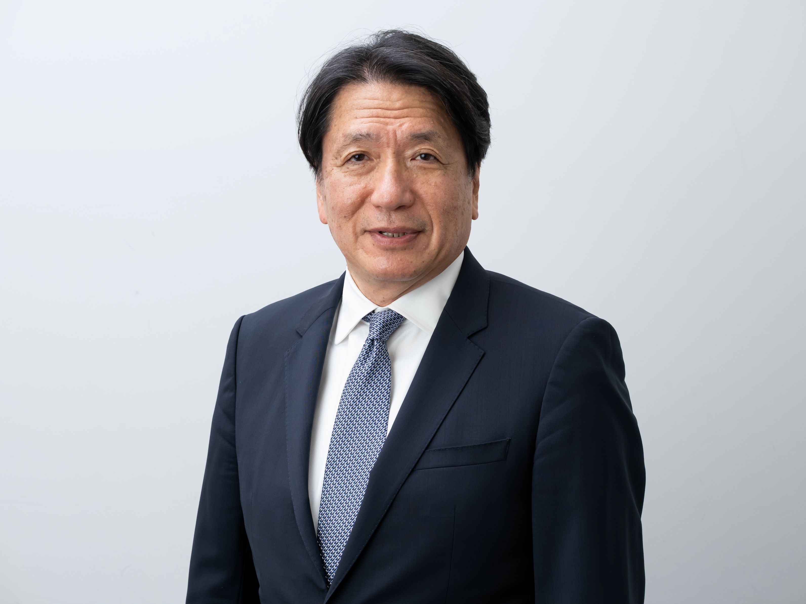 共同代表/尾崎 弘之